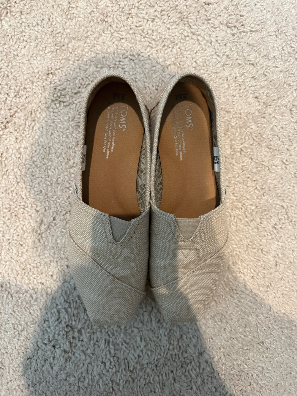 Toms Beige/Gold Canvas Classics - Picture 2 of 4